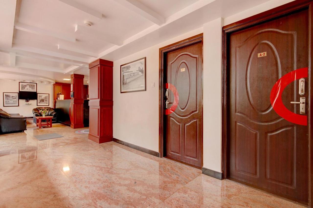 Hotel Collection O 75908 Garg Trade Centre Sector 11 New Delhi